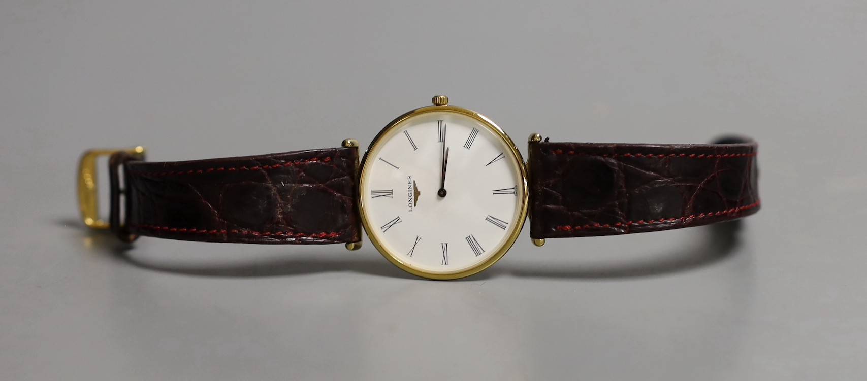 A gentleman's Longines 'Le Grande Classique' gold plated wristwatch, with box and papers